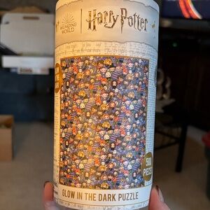 ☃️ NEW LOWER PRICE ☃️ ~ Harry Potter Glow in the Dark Puzzle